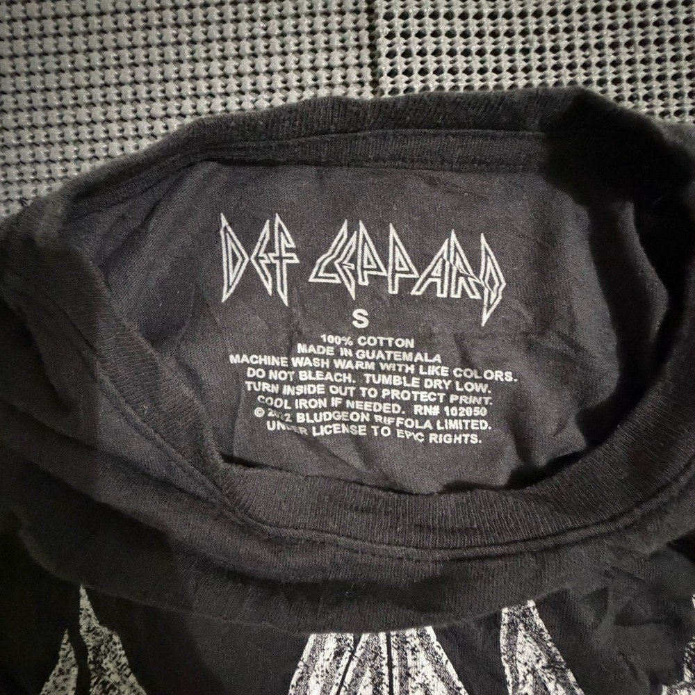 Def Leppard Graphic T-Shirt Black Short Sleeve Size S - Picture 3 of 5